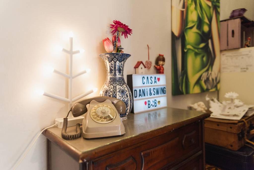 トリノ Casa Dani&Swing Bed&Books Bed & Breakfast エクステリア 写真